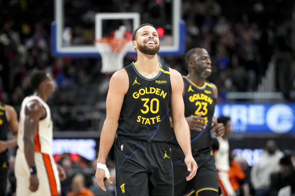 在赛季初同 在赛季初同