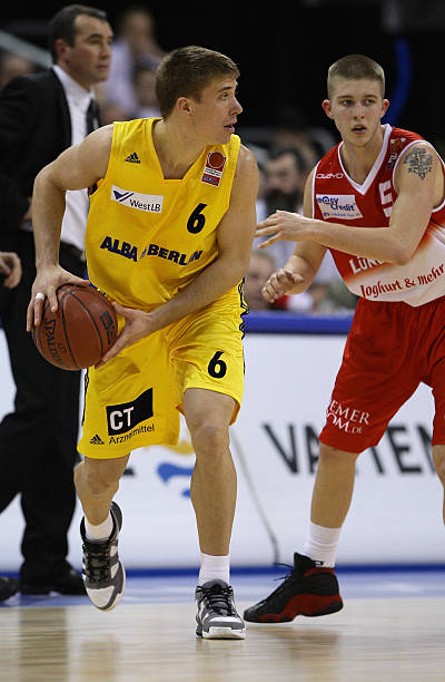 代篮球战术 代篮球战术