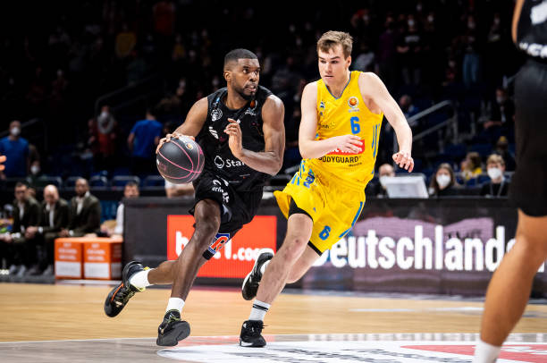 缩空间和保 缩空间和保