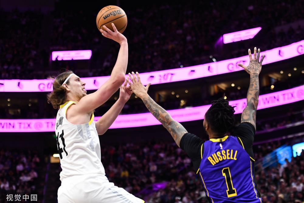 我们拭目以 我们拭目以