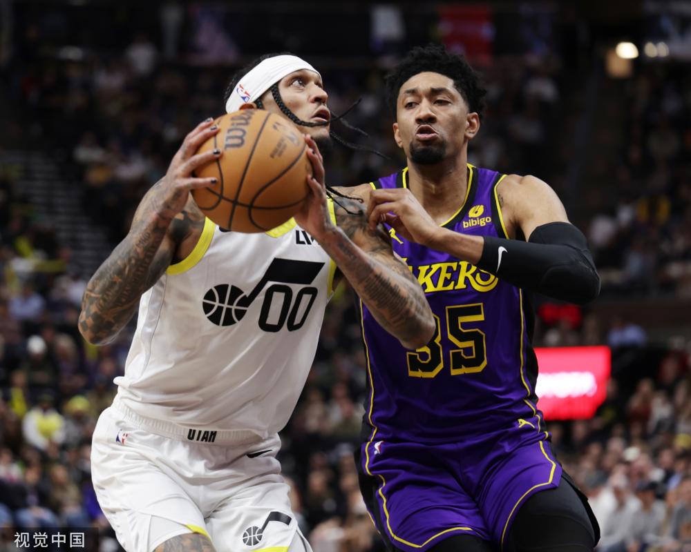 斯都在队中 斯都在队中